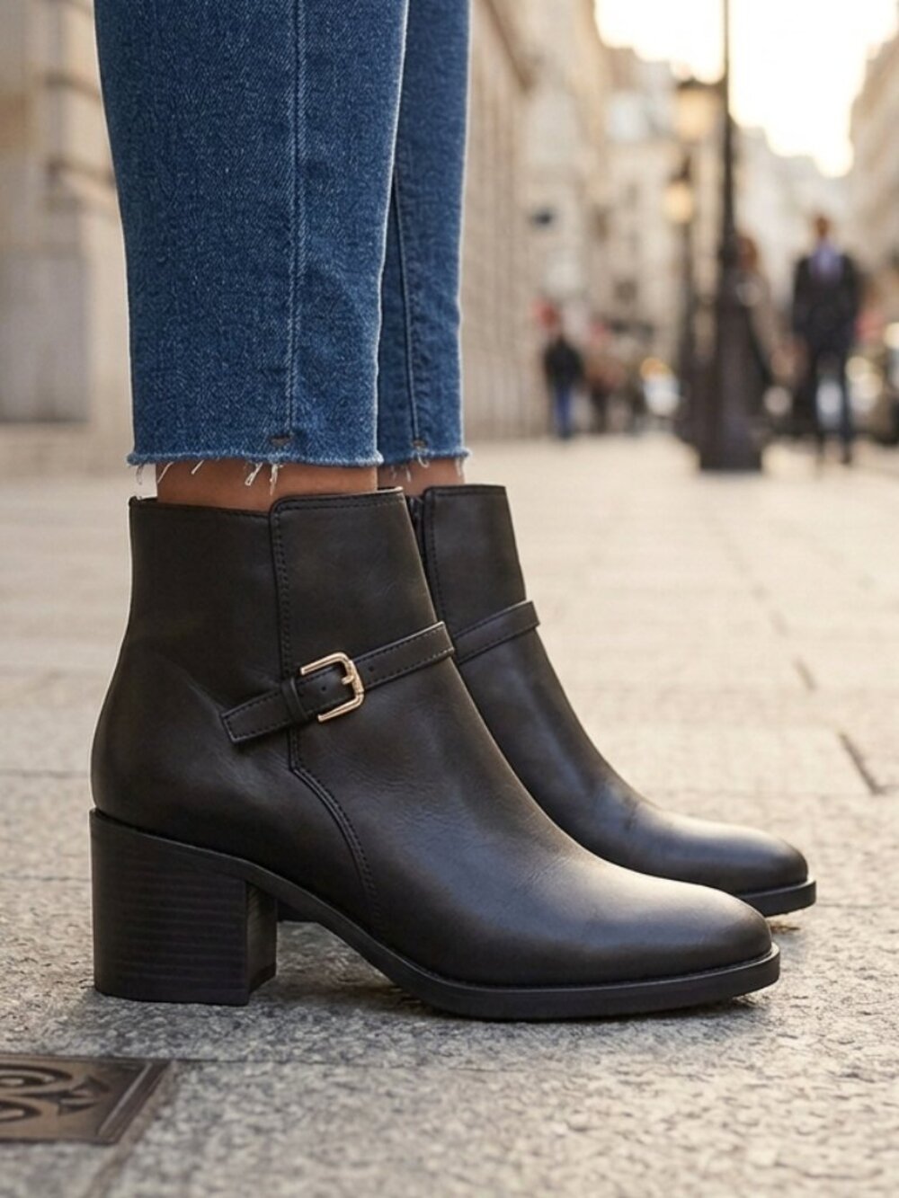 Cole Haan Black Leather Buckle Strap Ankle Booties Block Heel Women Size 7 NWOT